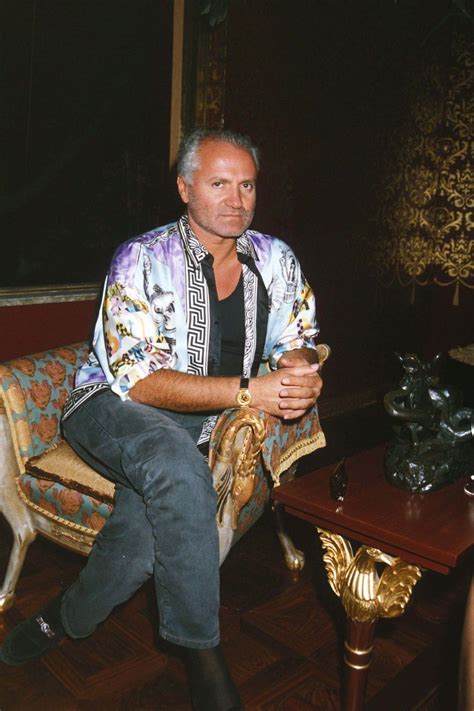 gianni versace spa sede operativa|what was Versace first named.